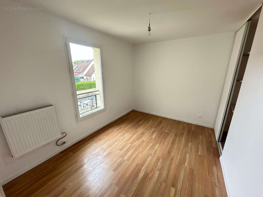 Maison à SAVIGNY-LE-TEMPLE