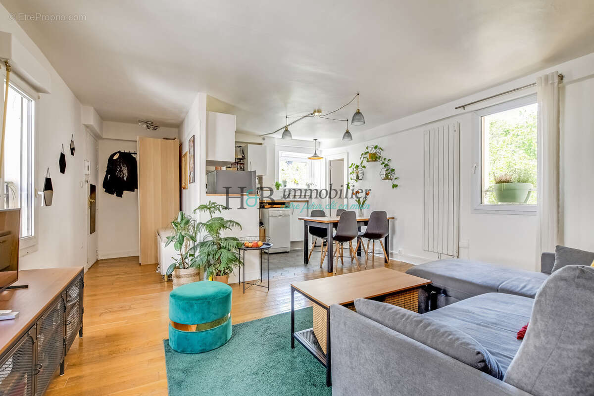Appartement à PARIS-12E