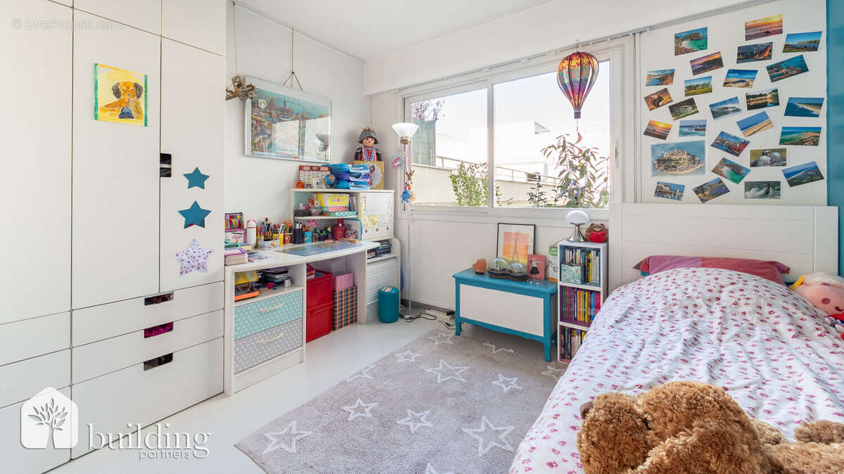 Appartement à LEVALLOIS-PERRET