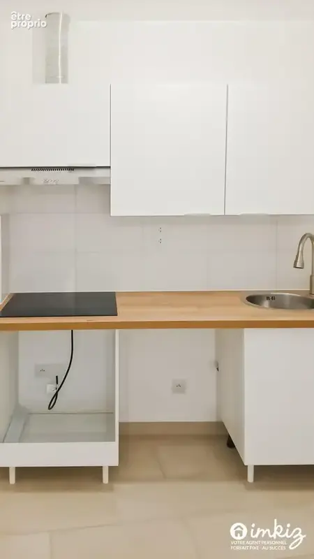 Studio rénové idéalement situé - photo 3