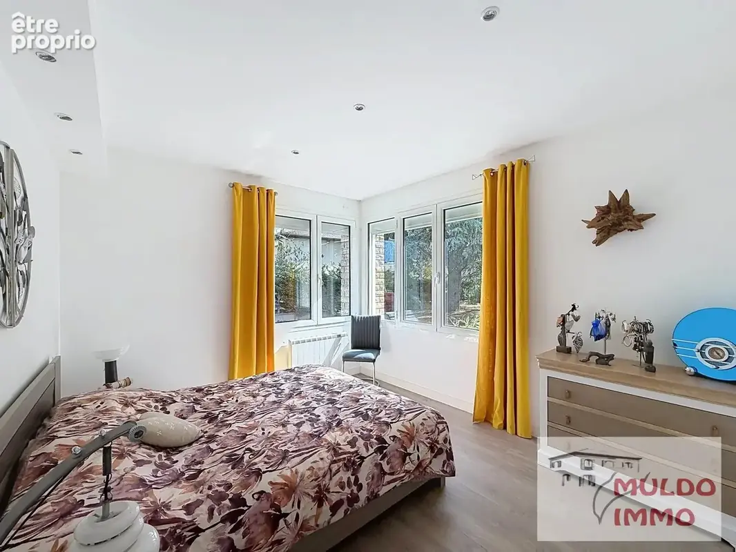 Villa de 147 m² sur terrain de 1 360 m² - photo 9