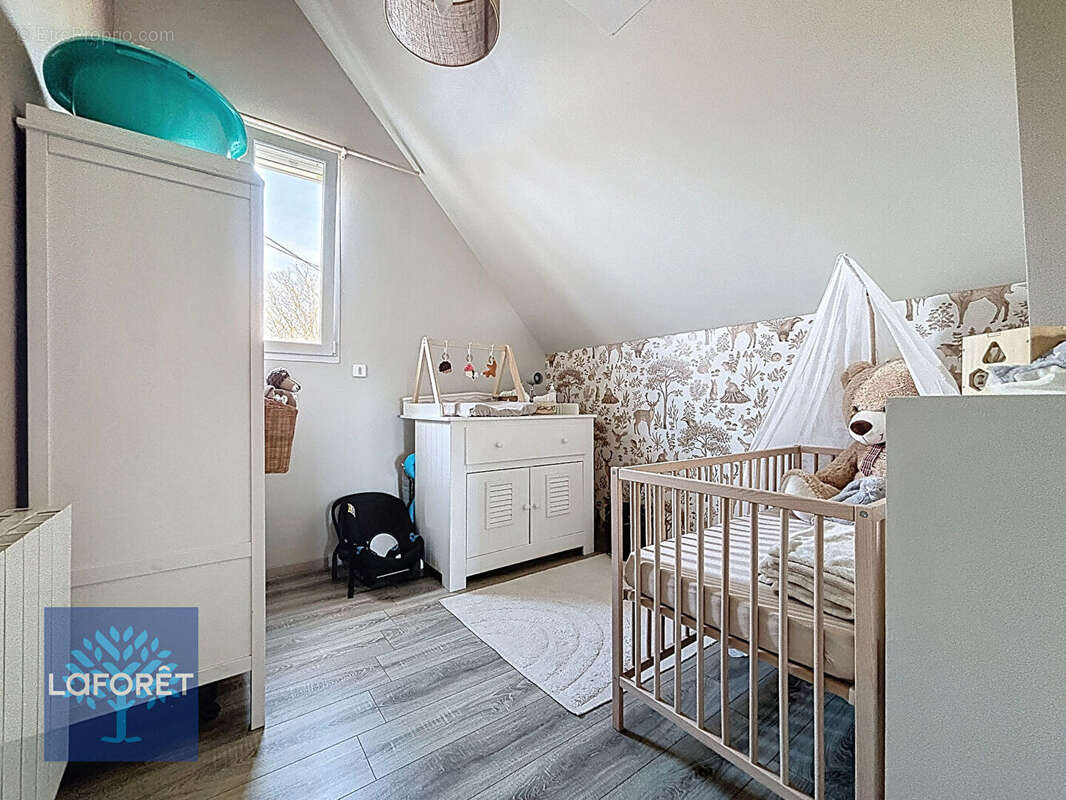 Maison à LA BAZOUGE-DU-DESERT