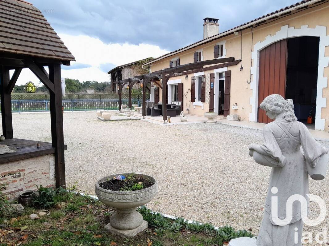 Photo 1 - Maison à SAINT-MICHEL-DE-DOUBLE