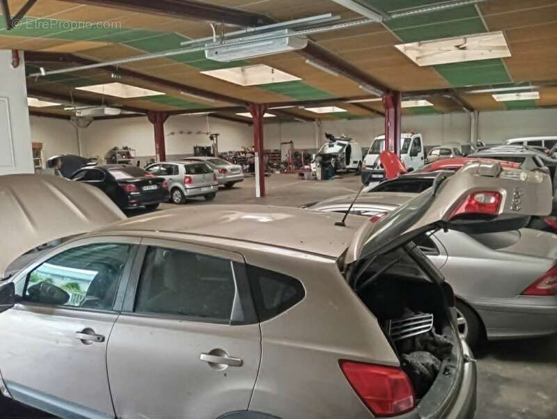# investissement – entrepôt / local d'activité de 665 m² – villefranche-sur-saône (69400) - photo 4