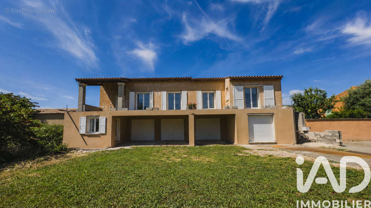 Photo 2 - Maison à APT