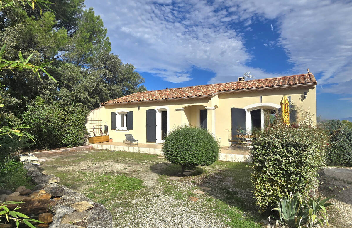 Maison à JONQUERETTES