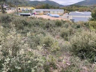 Terrain à FLASSANS-SUR-ISSOLE