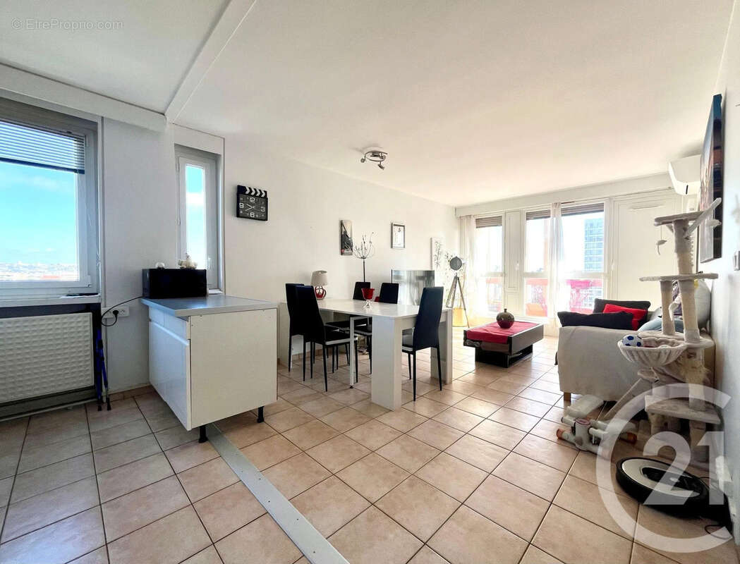 Appartement à VILLEURBANNE