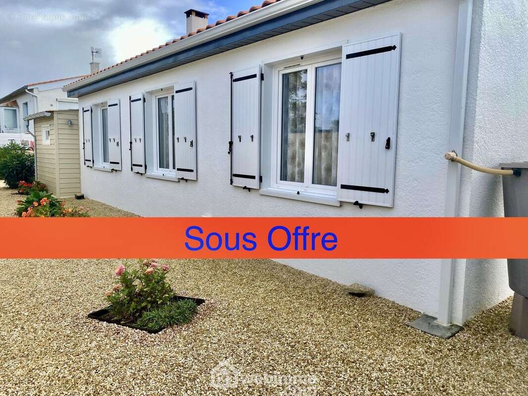 Peinture extérieure réalisée récemment. - Maison à LES SABLES-D&#039;OLONNE