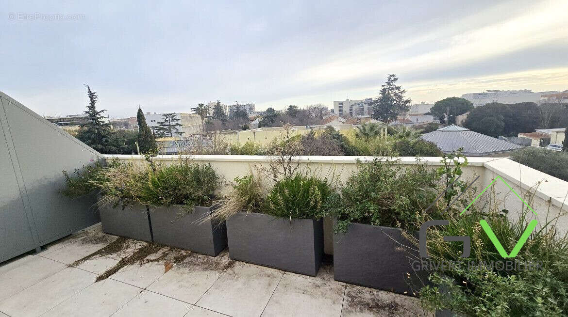 Appartement à NIMES