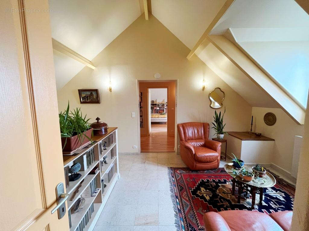 Maison à FONTAINEBLEAU