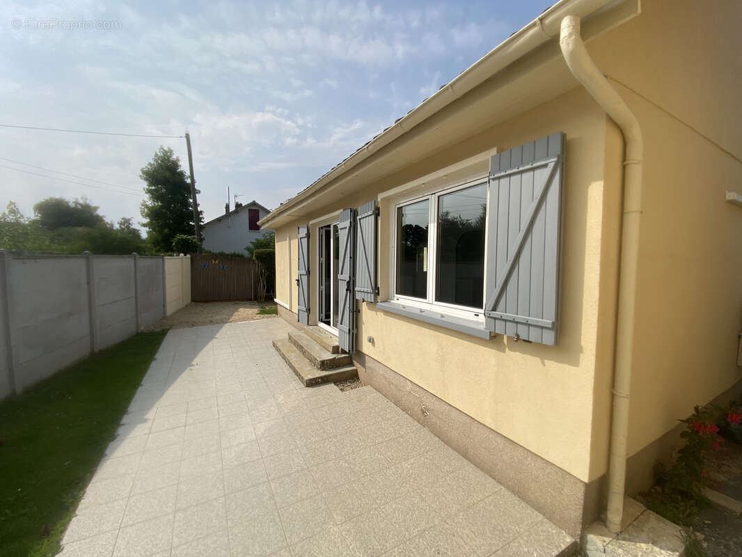 Maison à BU