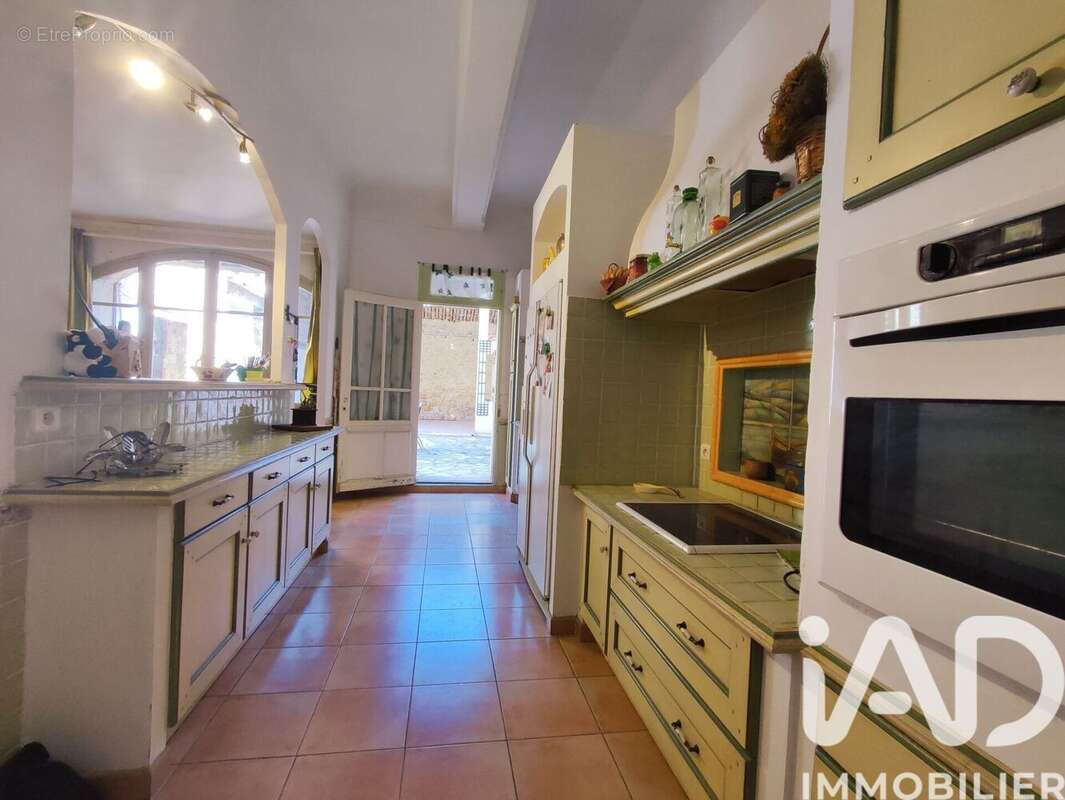 Maison 285 m² à Gabian  - photo 5