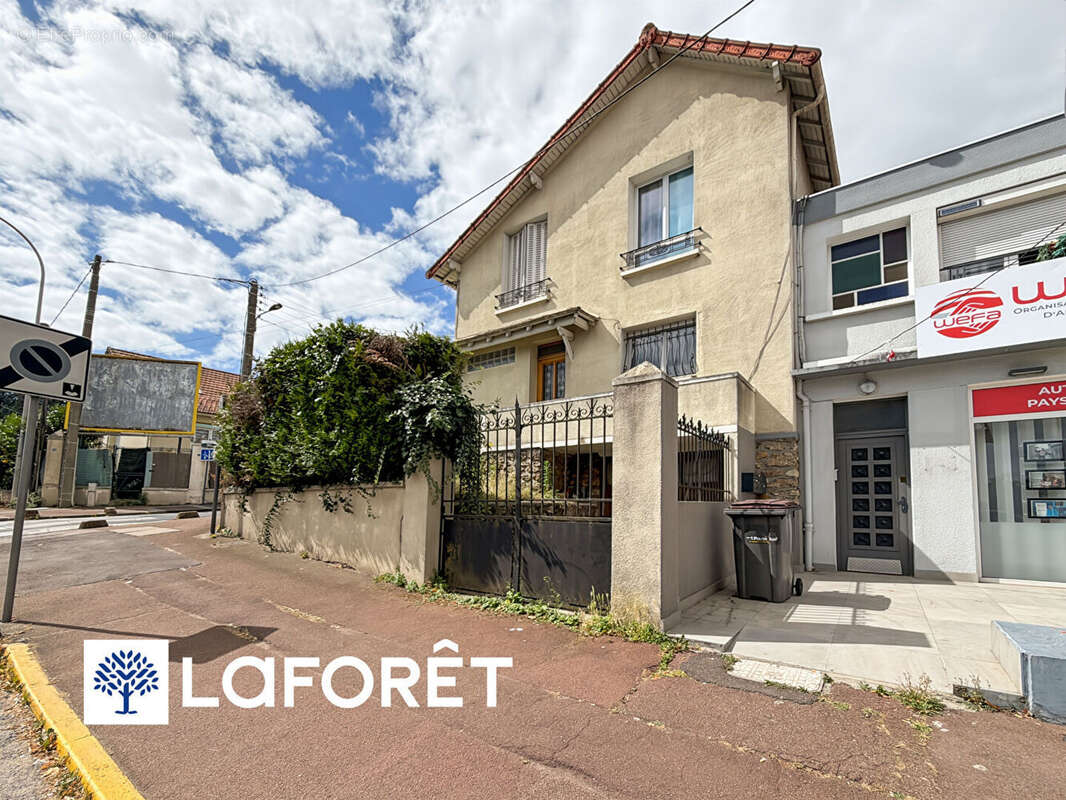 Maison 5 pièces à vendre à Ris Orangis - Réf. 5716 - photo 11