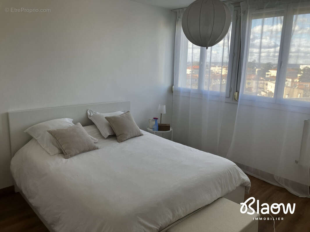 Appartement à MEYZIEU