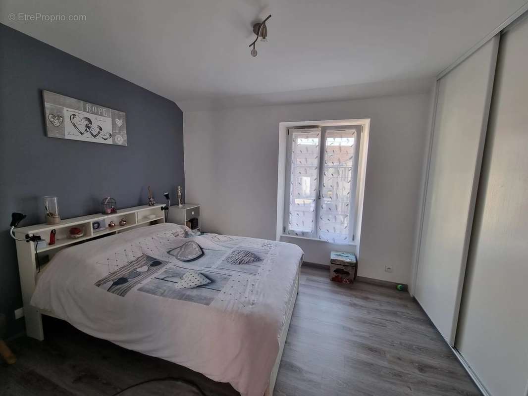 Maison à COULOMMIERS