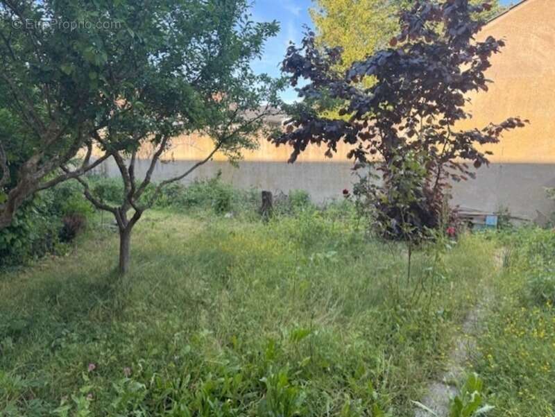 Appartement à AMNEVILLE