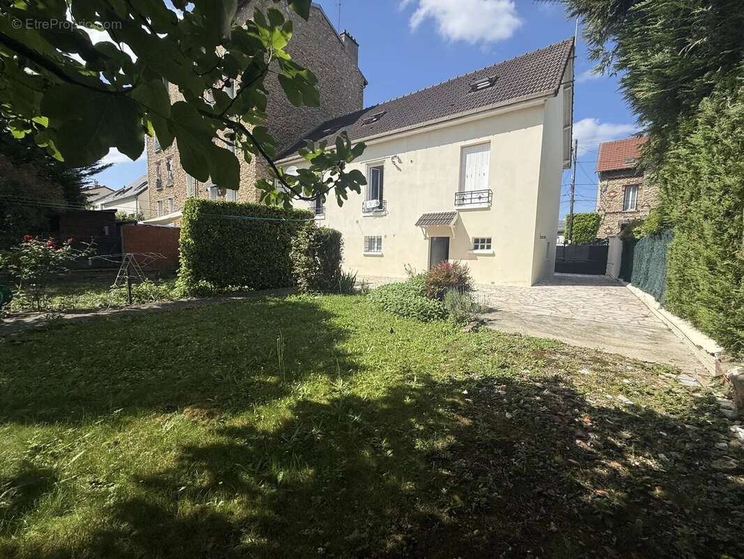 Maison à CHELLES