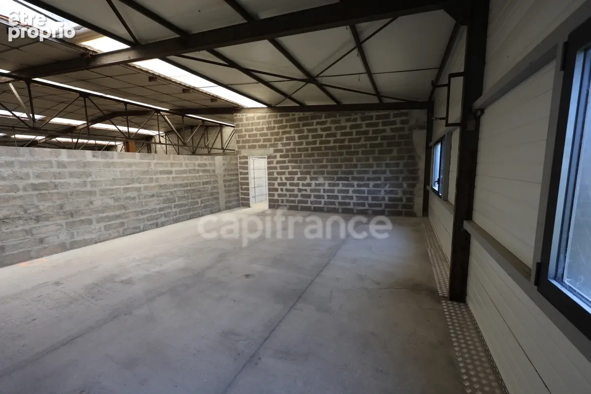 Local d'activite 577 m² – caen nord  – frais de notaire réduits - réhabilitation premium - photo 10