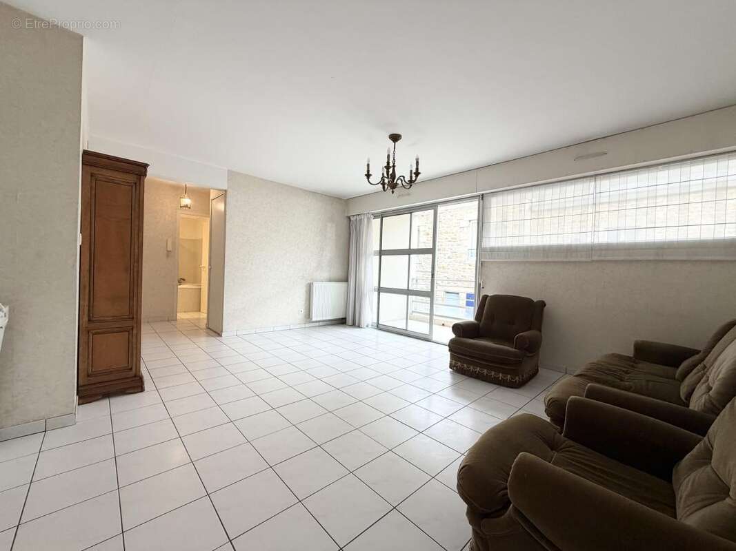 Appartement 45 m² à Saint-Brieuc  - photo 2