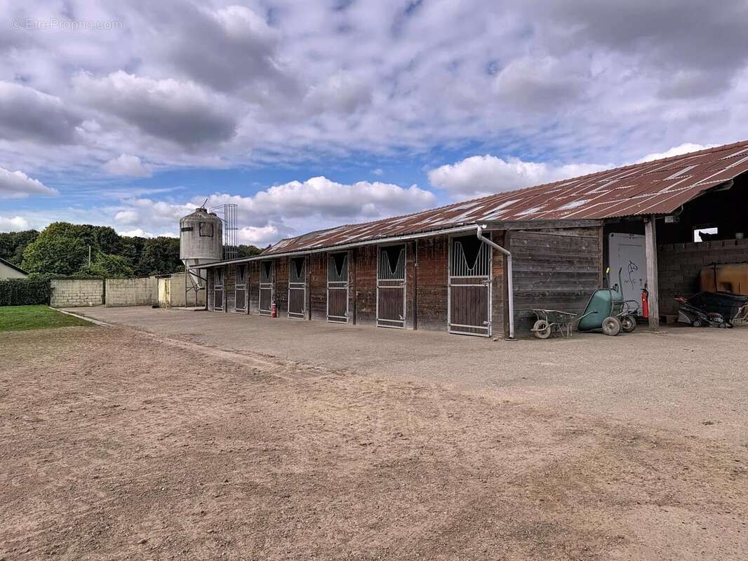 Photo 2 - Maison à LA CHAPELLE-GAUTHIER