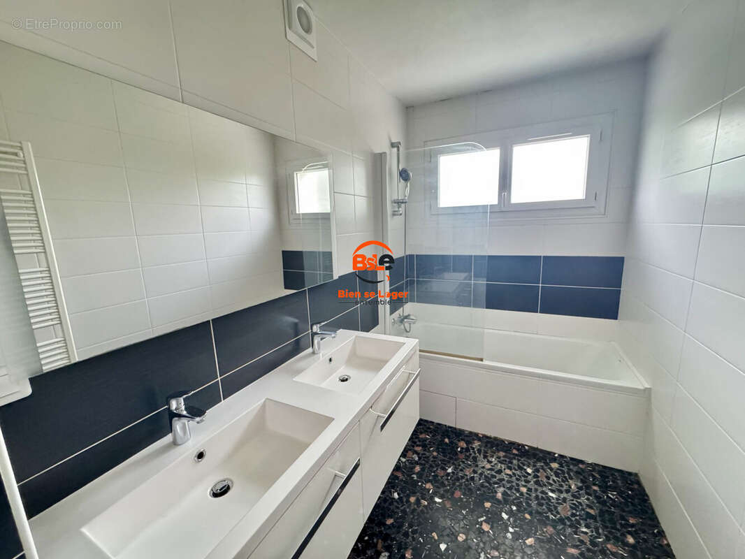 BSLE IMMOBILIER MAISON 4 CHAMBRES 140 M² - Maison à CEBAZAT