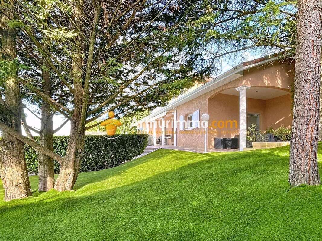 Maison à BOURGOIN-JALLIEU