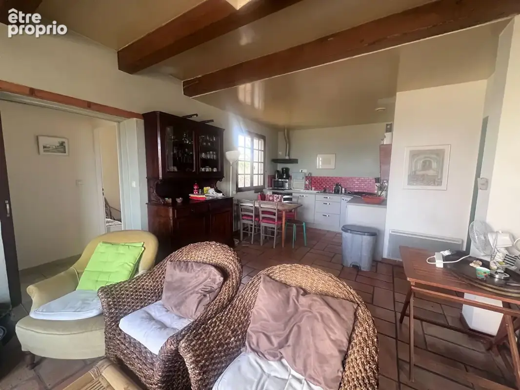 Maison de plain-pied avec piscine et terrain de plus d'1 hectare ,Secteur Barjac - photo 11
