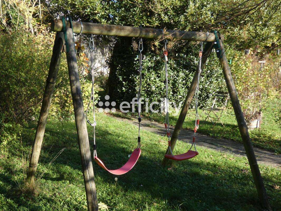 Maison 307 m² à Charroux  - photo 16