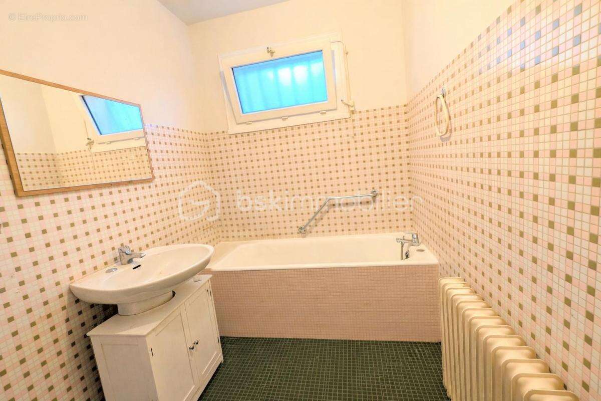 Maison 97 m² + 1 420 m² jardin – Prin-Deyrançon (79) - photo 11