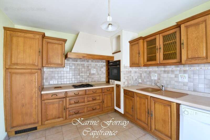 Maison à NISSAN-LEZ-ENSERUNE