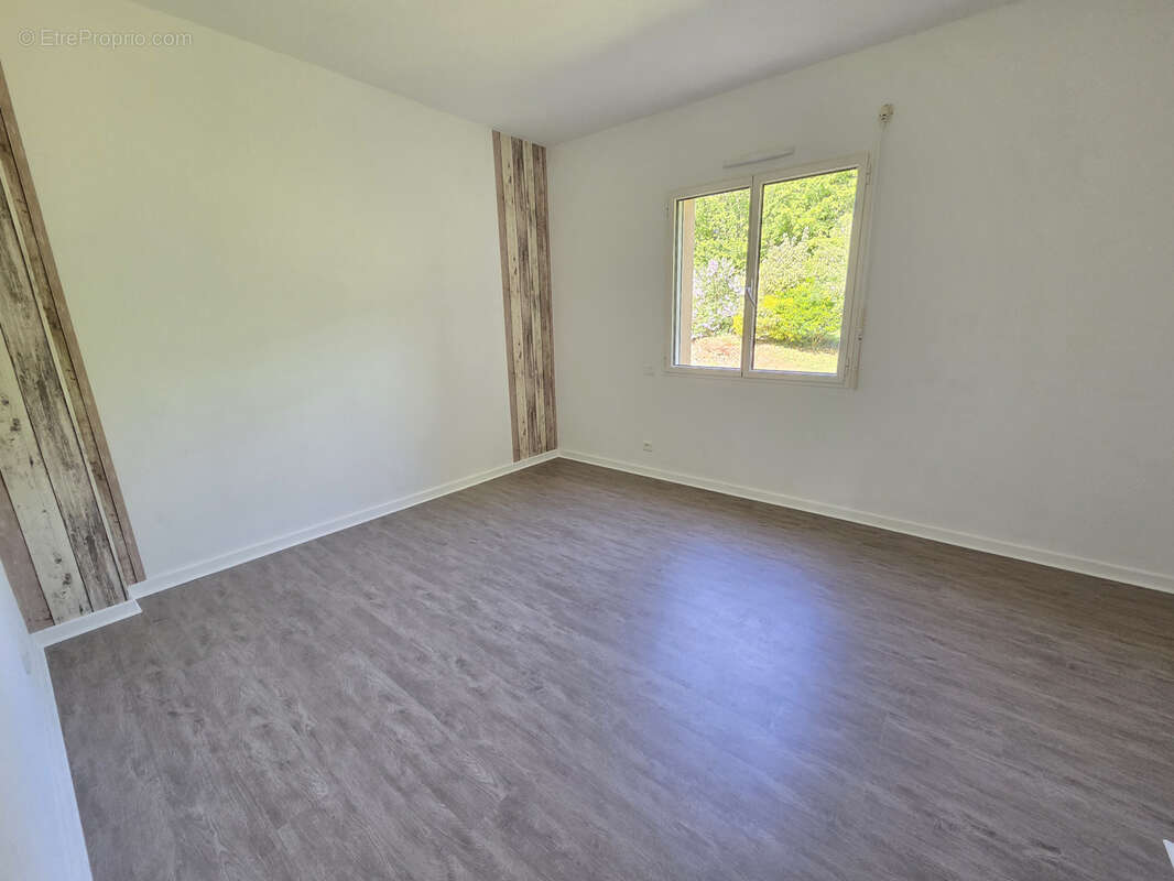 Maison à LE GIROUARD