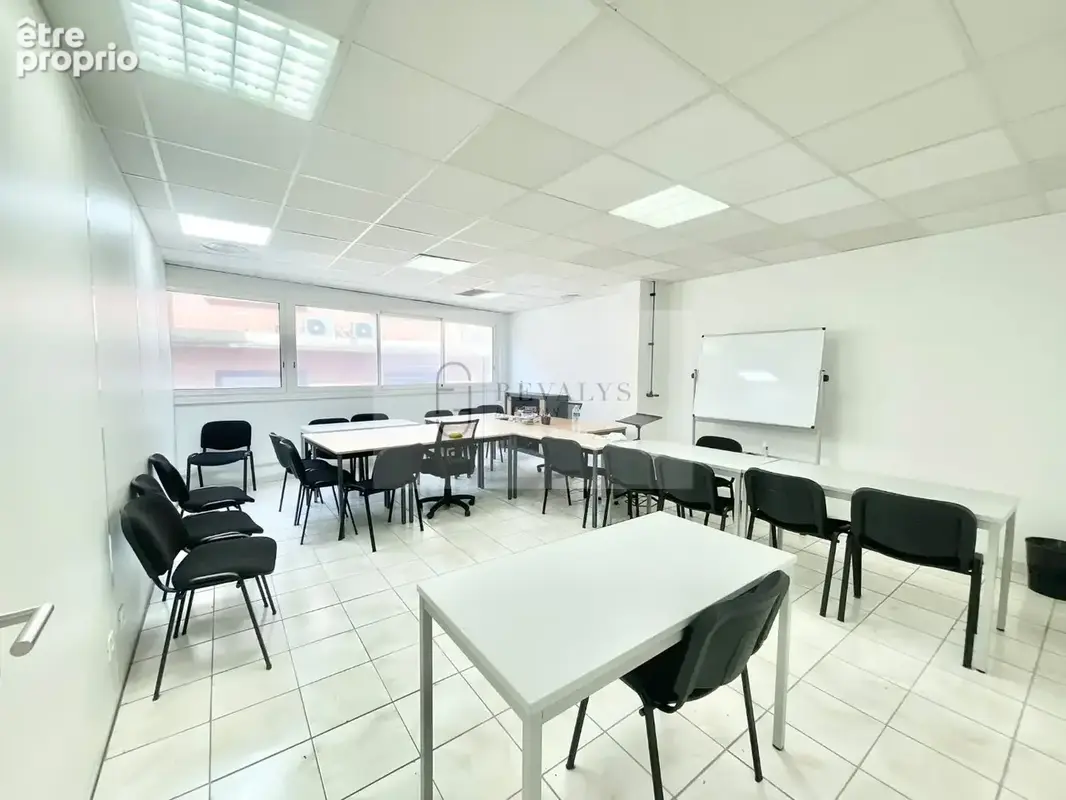 Alpes maritimes (06) - nice est / ariane - a vendre locaux d'activites 460m2 norme pmr acces securise - photo 2