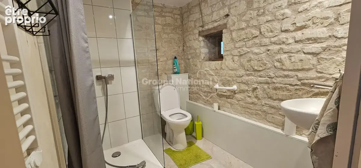 Exclusivité : Ensemble immobilier de deux maisons sur terrain de 1 570 m² - photo 11