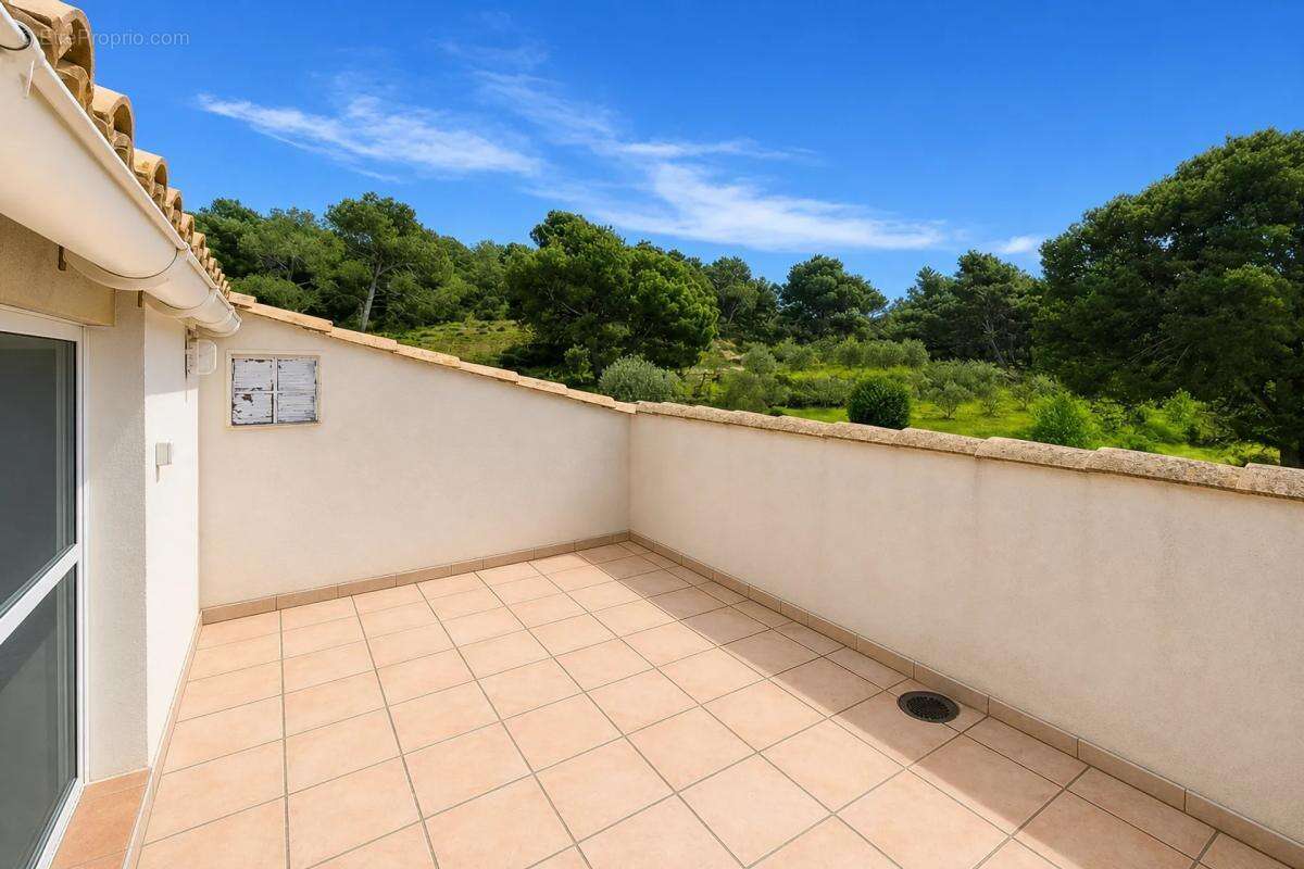 Armissan, propriété de 224 m2 dans un cadre naturel exceptionnel - photo 20