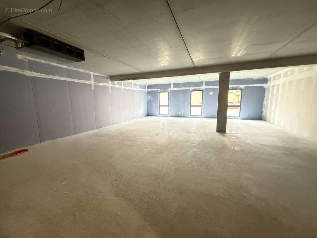 Commerce à SANARY-SUR-MER