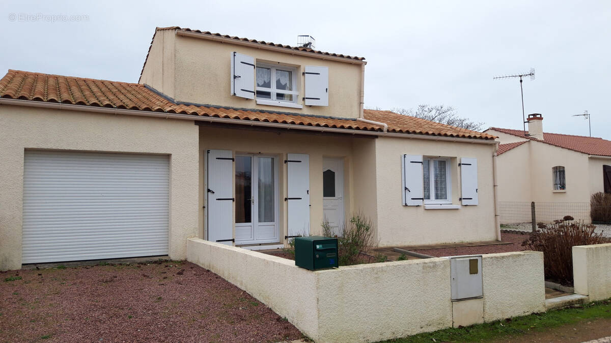Maison à LONGEVILLE-SUR-MER