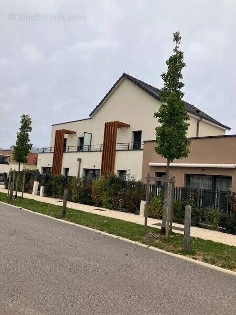 Maison à FLEUREY-SUR-OUCHE