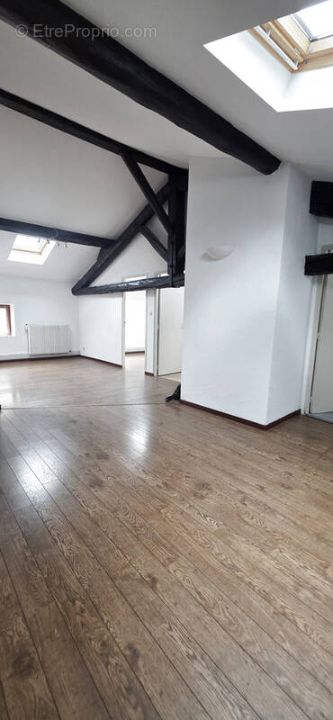 Appartement à JARVILLE-LA-MALGRANGE