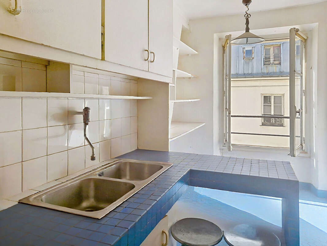 Appartement à PARIS-2E
