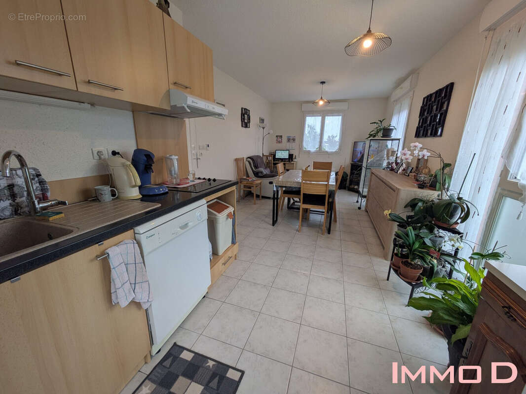 Appartement à THAON-LES-VOSGES