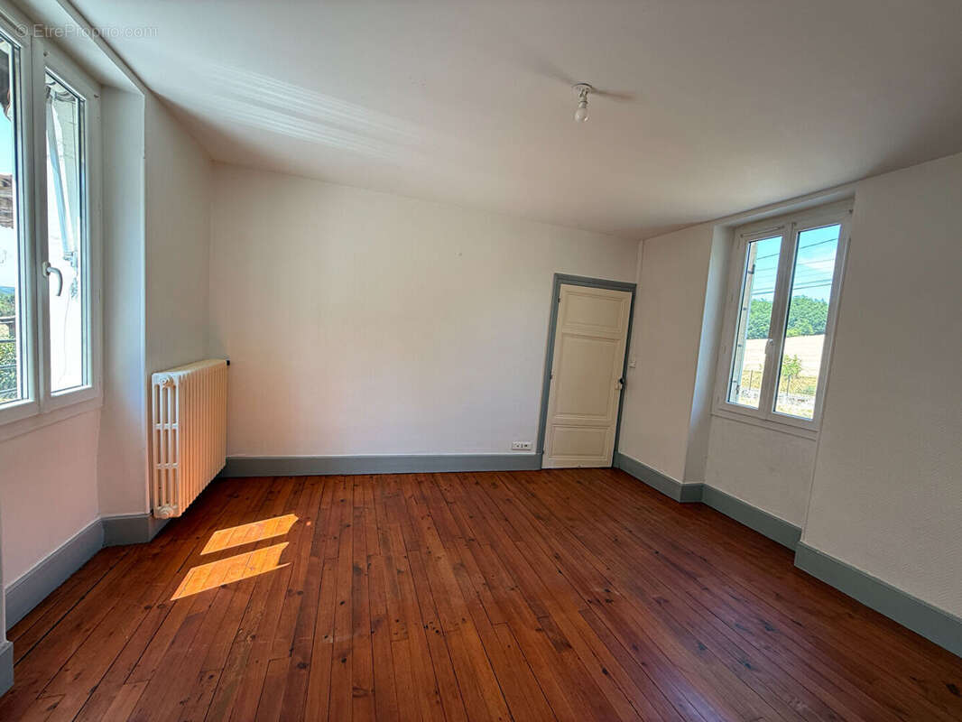 Maison avec grand parc - photo 8