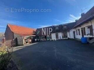 Maison à BOURGHELLES