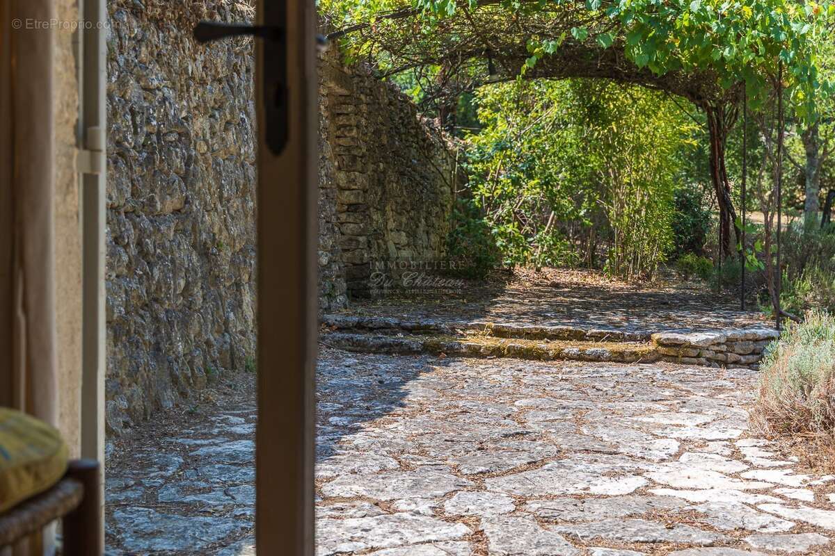 Ancienne bergerie de caractère à Bonnieux au cur d'un environnement naturel préservé - photo 8