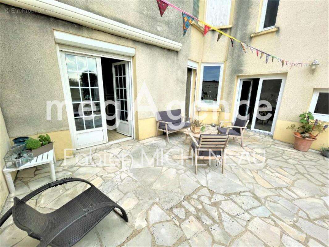 Maison à TREMENTINES