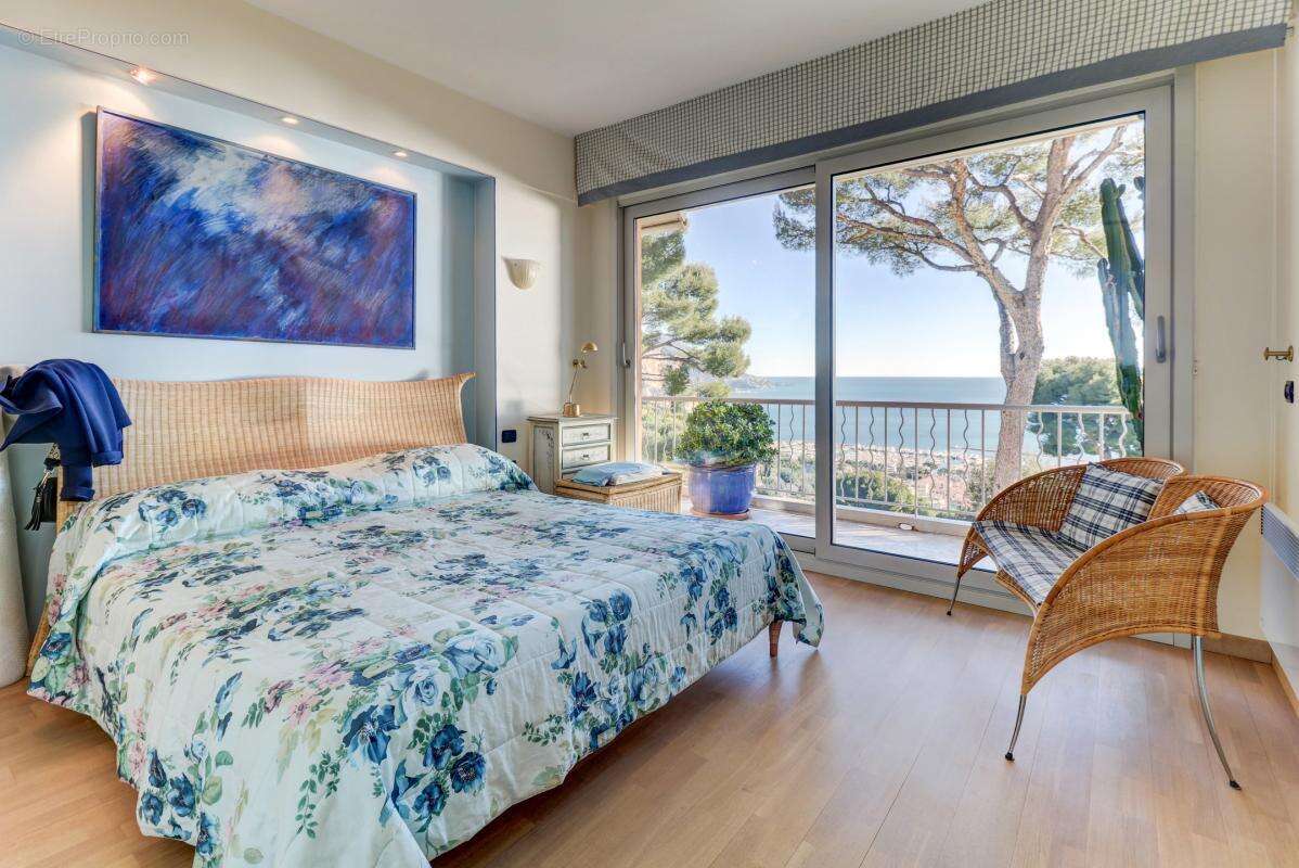 Appartement à VILLEFRANCHE-SUR-MER
