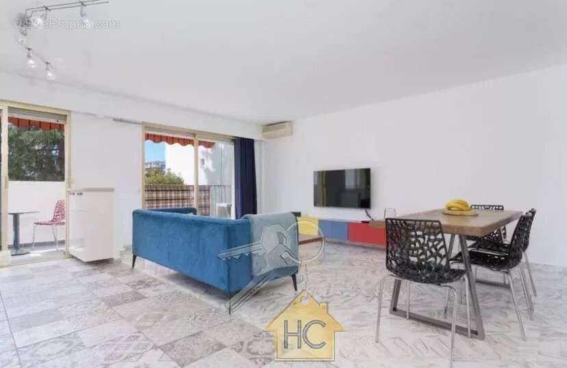 Appartement à LE CANNET