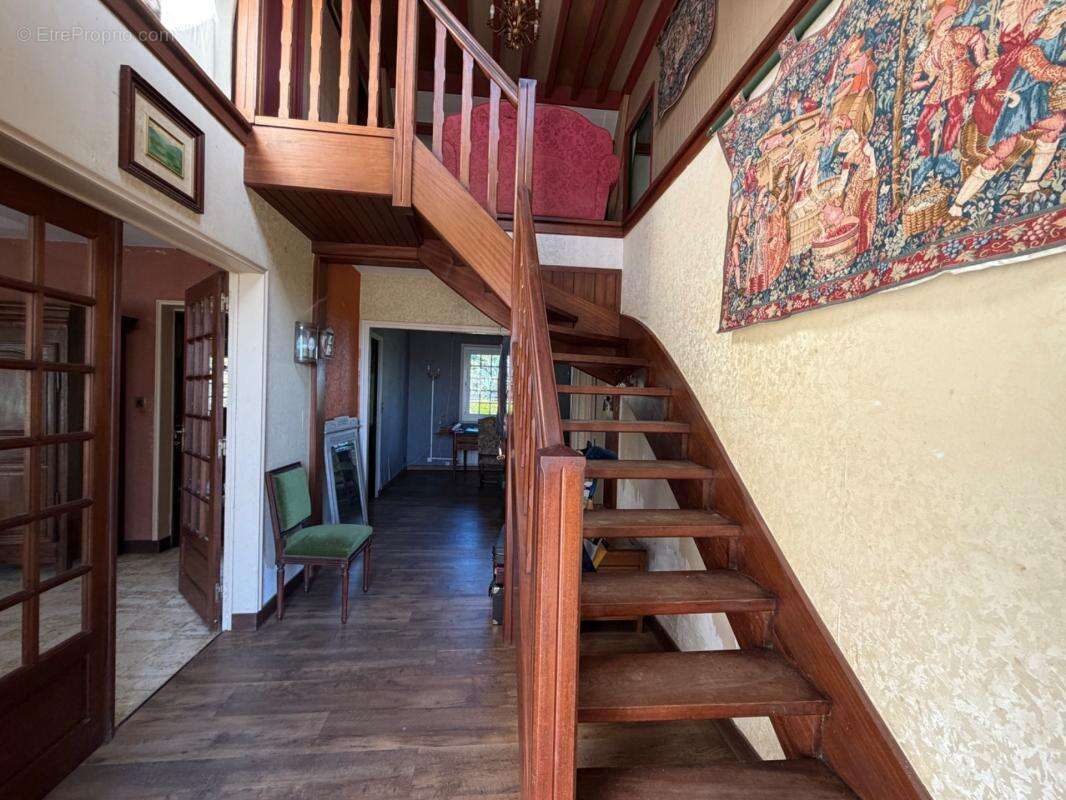  Maison familiale 6 chambres avec vie de plain-pied – Environnement calme – Proche plages du Débarquement – LIESVILLE SUR DOUVE  - photo 5