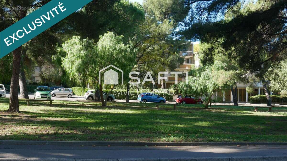 Photo 2 - Appartement à MARSEILLE-8E