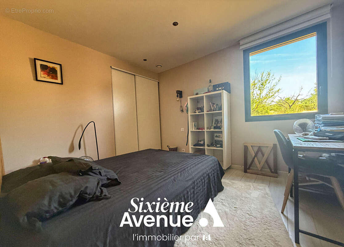 Maison 7 pièces à Lamothe Capdeville 220m² - photo 13